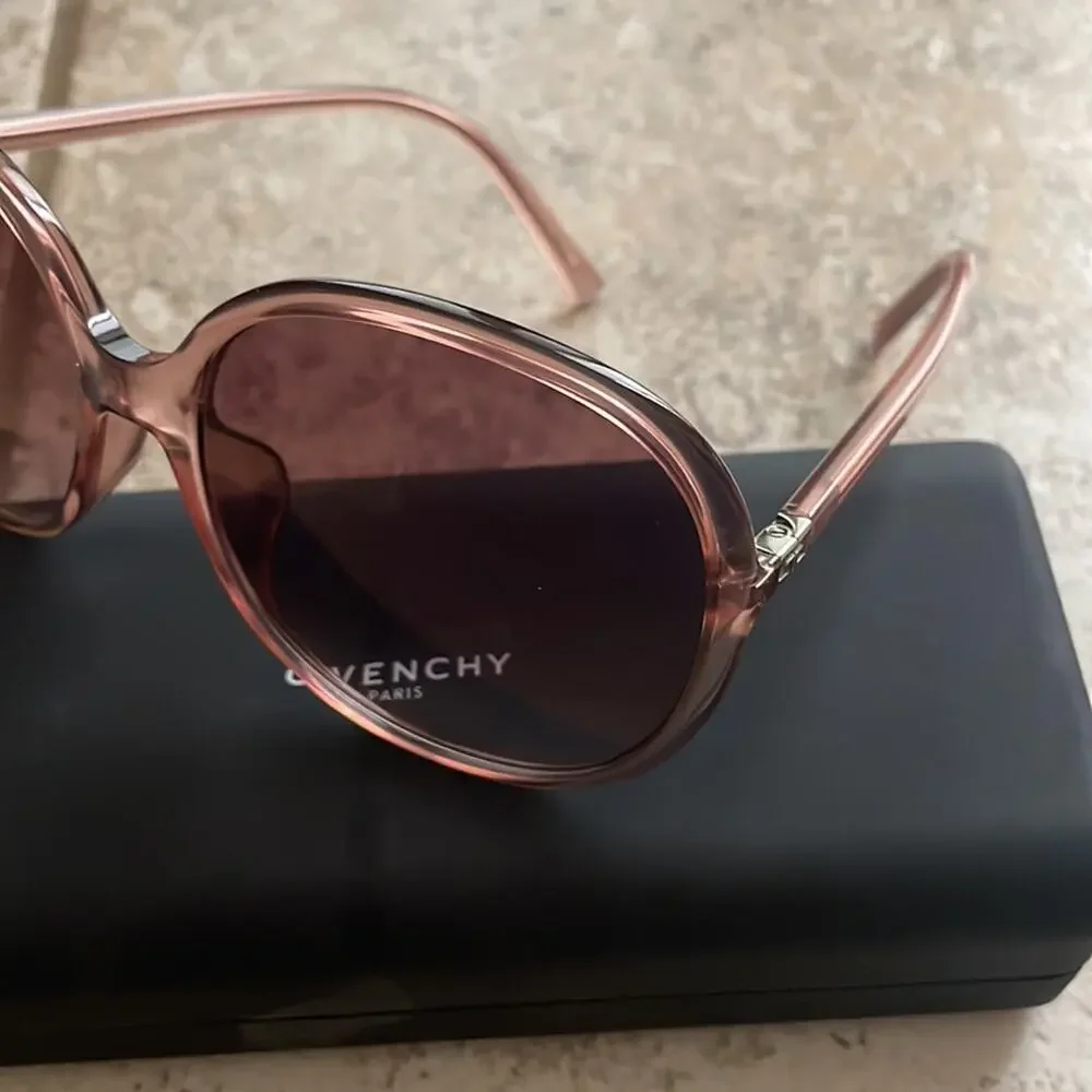 Givenchy Pink Gradient Oval Sunglasses